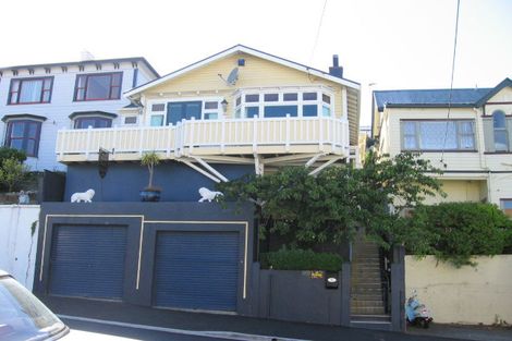 Photo of property in 6 Hawker Street, Mount Victoria, Wellington, 6011