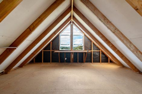 Photo of property in 83 Stillwater Crescent, Stillwater, Silverdale, 0993