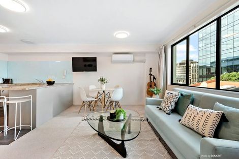 Photo of property in 83m Hill Street, Thorndon, Wellington, 6011