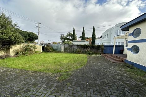 Photo of property in 3 Tawa Street, Woburn, Lower Hutt, 5010