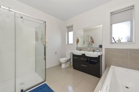 Photo of property in 4 Capricorn Place, Rototuna North, Hamilton, 3210