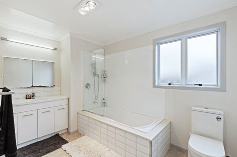 Photo of property in 20b Calgher Avenue, Waitara, 4320