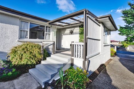 Photo of property in 5 Pine Crescent, Hargest, Invercargill, 9810