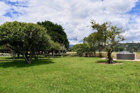 Photo of property in 14 Curries Road, Karamea, 7893