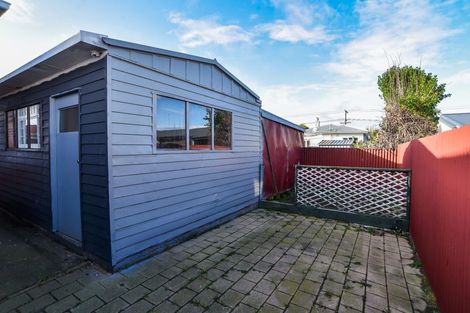 Photo of property in 168 Macandrew Road, South Dunedin, Dunedin, 9012