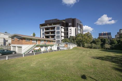 Photo of property in 31 Opoia Road, Hamilton East, Hamilton, 3216