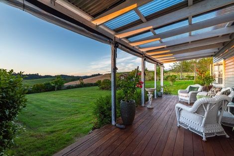 Photo of property in 44 Arone Way, Wainui, Silverdale, 0994