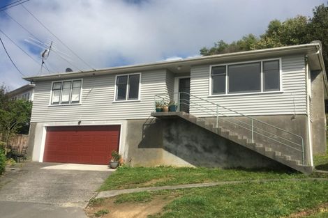 Photo of property in 9 Saville Row, Johnsonville, Wellington, 6037