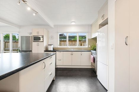 Photo of property in 28 Clements Crescent, Queenwood, Hamilton, 3210