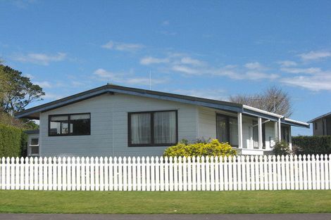 Photo of property in 88 Queens Road, Glen Avon, New Plymouth, 4312