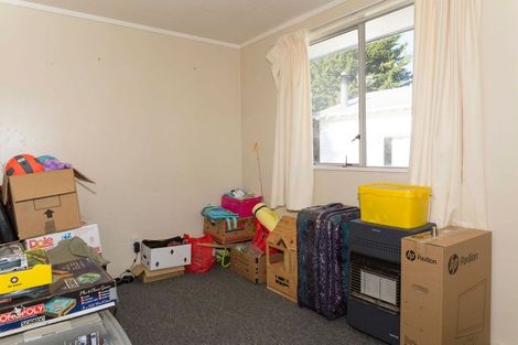 Photo of property in 12a Carlson Street, Dannevirke, 4930