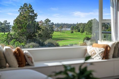 Photo of property in 61 Links View Drive, Omokoroa, 3114