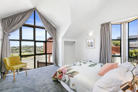 Photo of property in 7 Tamahine Street, Maupuia, Wellington, 6022