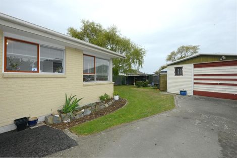 Photo of property in 65 Saint Heliers Crescent, Aranui, Christchurch, 8061