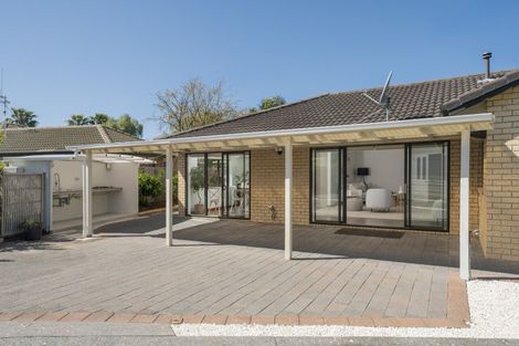 Photo of property in 1 Corinth Grove, Papamoa Beach, Papamoa, 3118