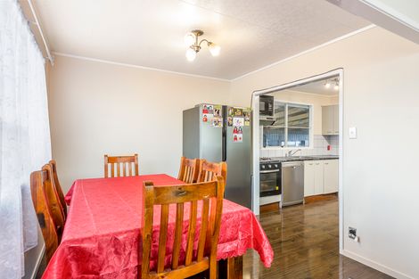 Photo of property in 12 Avro Place, Mangere, Auckland, 2022