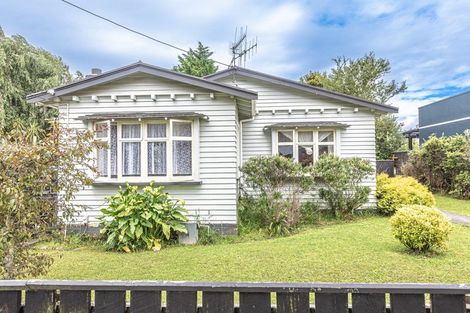 Photo of property in 17 Hutchison Crescent, Durie Hill, Whanganui, 4500