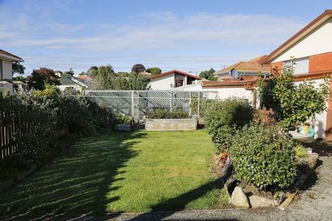 Photo of property in 19 Towey Street, Holmes Hill, Oamaru, 9401