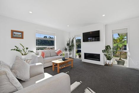 Photo of property in 5 Hayward Place, Ohauiti, Tauranga, 3112