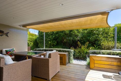 Photo of property in 6a Huia Street, Waikawa, Picton, 7220