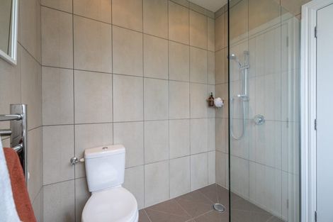 Photo of property in 60 Breaksea Street, Te Anau, 9600