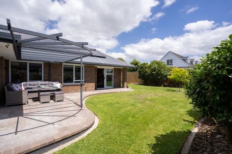 Photo of property in 10 Addison Place, Halswell, Christchurch, 8025