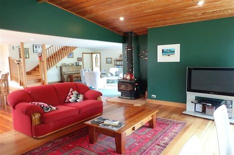 Photo of property in 20 Rainbow Drive, Rainbow Point, Taupo, 3330