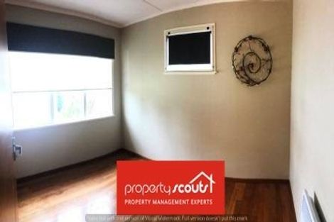 Photo of property in 50 Taipari Road, Te Atatu Peninsula, Auckland, 0610