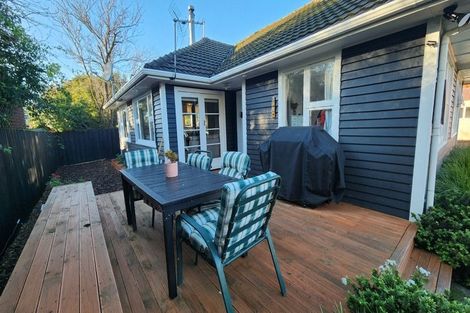 Photo of property in 90 Retreat Road, Avonside, Christchurch, 8061