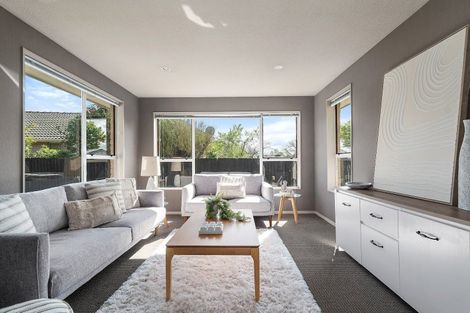 Photo of property in 62 Oakley Crescent, Hornby, Christchurch, 8042