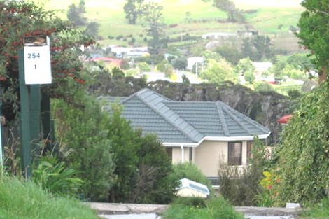 Photo of property in 254a Sturges Road, Henderson, Auckland, 0612
