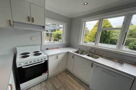 Photo of property in 1/25 Aorangi Road, Bryndwr, Christchurch, 8053