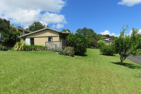 Photo of property in 9 Kupe Road, Coopers Beach, 0420