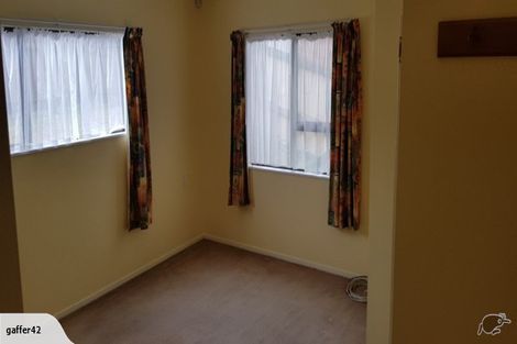 Photo of property in 46 Guadeloupe Crescent, Grenada Village, Wellington, 6037