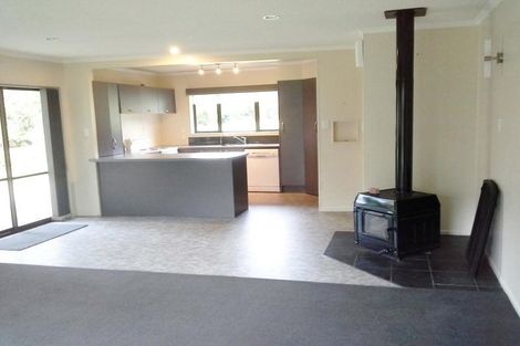 Photo of property in 672 Egmont Road, Hillsborough, New Plymouth, 4372