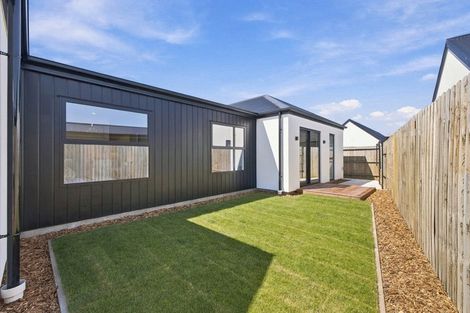 Photo of property in 10 Dan Street, Marshland, Christchurch, 8083