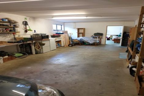 Photo of property in 20 Broadway, Picton, 7220