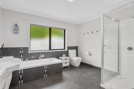 Photo of property in 7c Walter Henry Drive, Omanawa, Tauranga, 3171