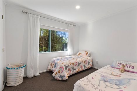 Photo of property in 122 Dalton Drive, Papamoa Beach, Papamoa, 3118