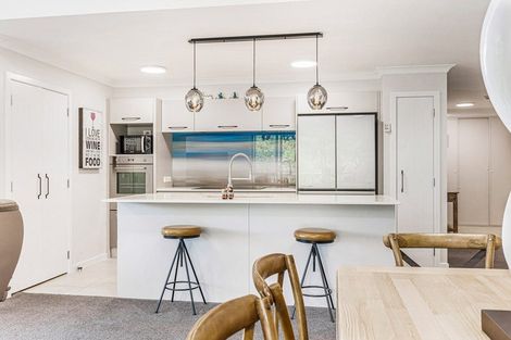 Photo of property in 74 Eaves Bush Parade, Orewa, 0931