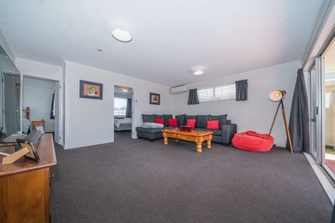 Photo of property in 56c Weston Avenue, Roslyn, Palmerston North, 4414