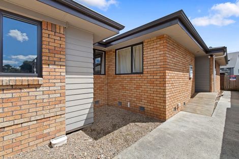 Photo of property in 2/27 Hogan Street, Hamilton East, Hamilton, 3216