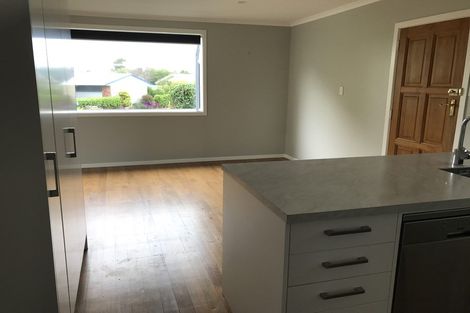 Photo of property in 53f Doralto Road, Frankleigh Park, New Plymouth, 4310