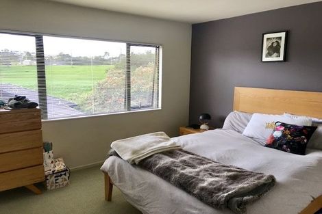 Photo of property in 1/29 John Court Street, Birkenhead, Auckland, 0626