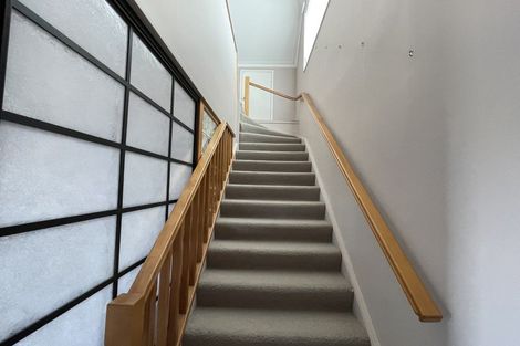 Photo of property in 13 Dayspring Way, Pakuranga, Auckland, 2010