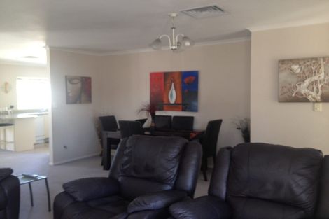 Photo of property in 49 Gravatt Road, Papamoa Beach, Papamoa, 3118