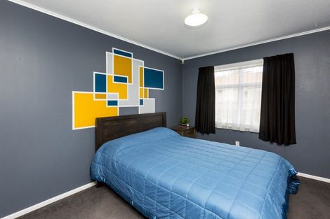 Photo of property in 2/15 Clouston Park Road, Ebdentown, Upper Hutt, 5018