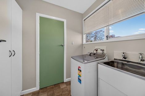 Photo of property in 73 Crofton Road, Harewood, Christchurch, 8051