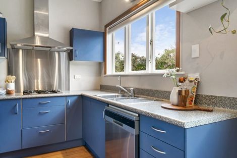 Photo of property in 30 Park Avenue, Birkenhead, Auckland, 0626