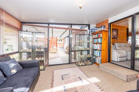 Photo of property in 13 Cromwell Drive, Fitzroy, Hamilton, 3206